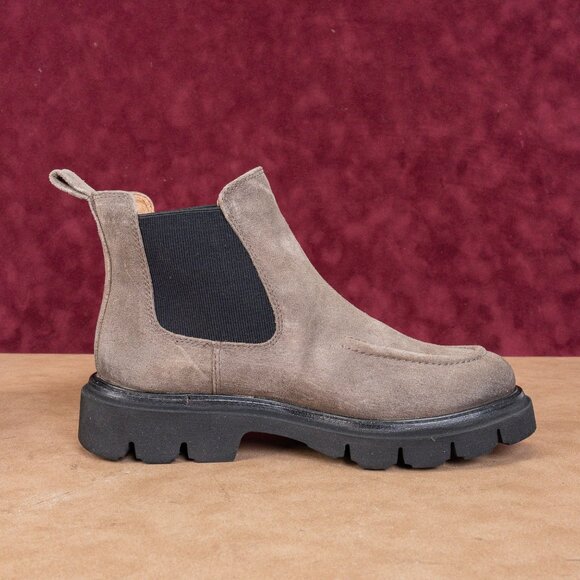 Sofft Women Samira Grey Distressed Suede Chelsea Lug Ankle Boots size 8 - Picture 8 of 8